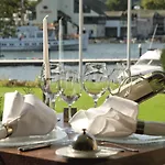 Macdonald Old England & Hotel