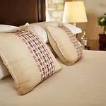 Macdonald Old England & 4*