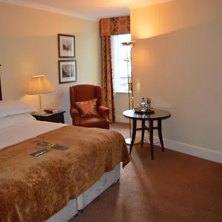 Macdonald Old England & 4* Bowness-on-Windermere