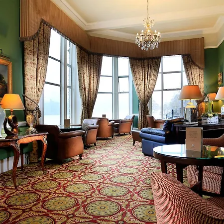 Macdonald Old England & Hotel