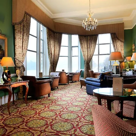 Macdonald Old England & Hotel