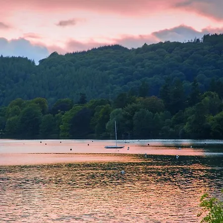 Macdonald Old England & 4* Bowness-on-Windermere