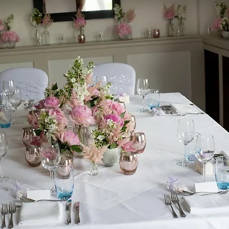 맥도날드 올드 잉글랜드 호텔&스파