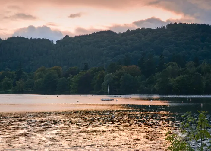 فندق وسبا ماكدونالد أولد إنغلاند