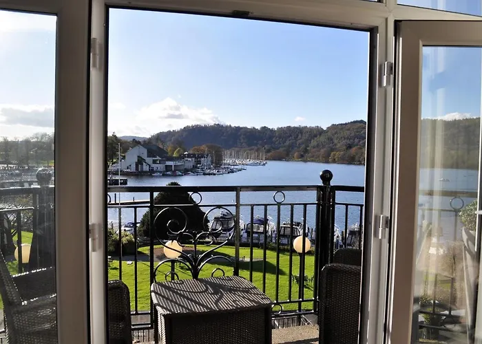 وسبا ماكدونالد أولد إنغلاند 4*