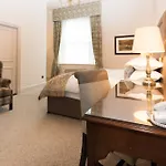 Macdonald Old England & 4* Bowness-on-Windermere