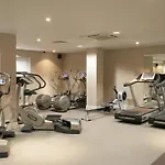 맥도날드 올드 잉글랜드 호텔&스파 4*