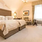 Hotel Macdonald Old England & Bowness-on-Windermere