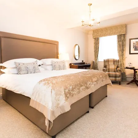 Macdonald Old England & 4* Bowness-on-Windermere