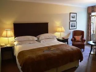 Macdonald Old England & Hotel 4*