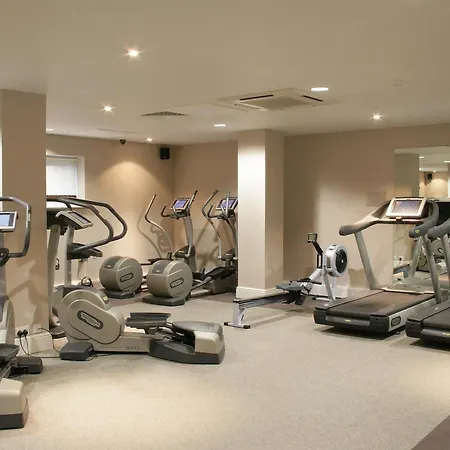 Macdonald Old England & 4*