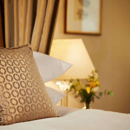 Macdonald Old England & Hotel Bowness-on-Windermere