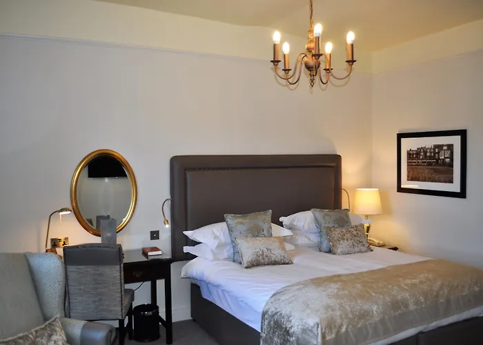 Hotel Macdonald Old England & Bowness-on-Windermere