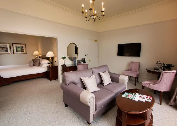 Macdonald Old England & 4*