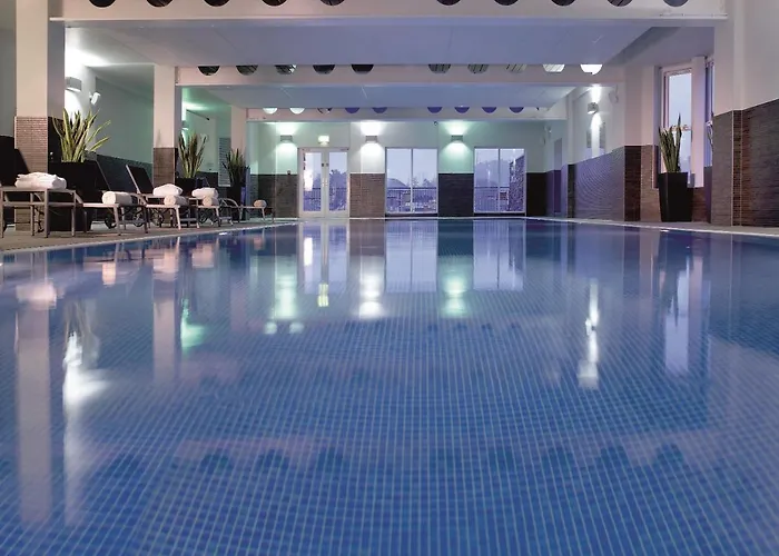 Macdonald Old England & 4*